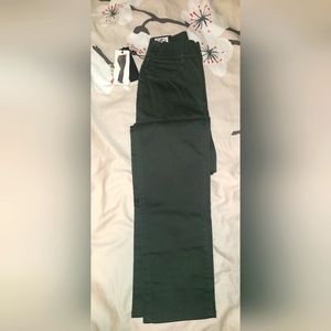 🌟NWT🌟 Green Khaki Women's Parasuco Denim Pants - Size 6 🦄🦄